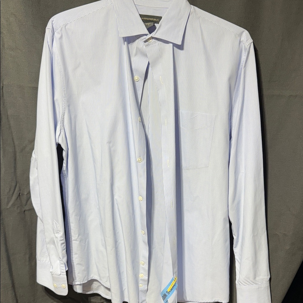 Banana Republic Men's Light Blue Striped Dress Shirt